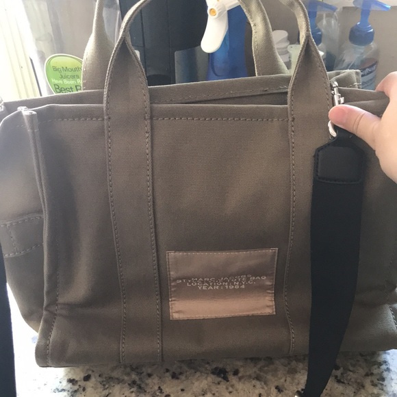 The tote bag - Picture 2 of 4